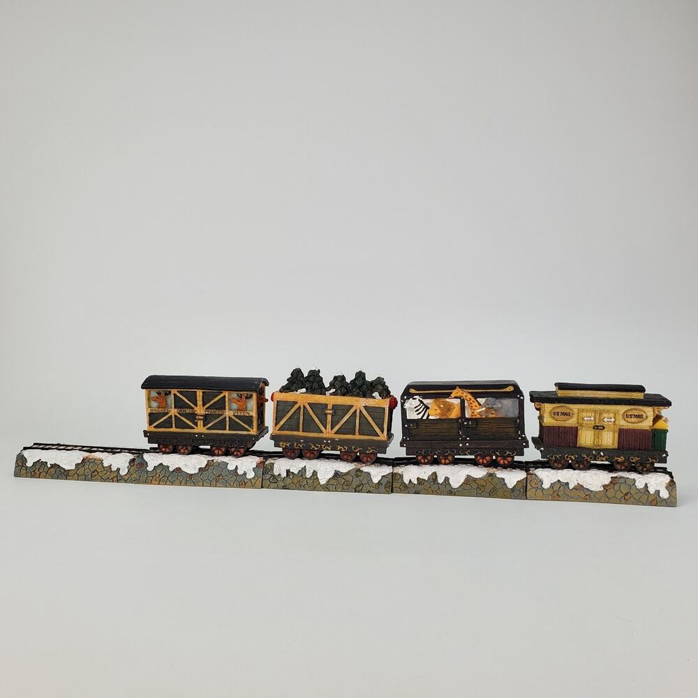 Home Towne Circus Christmas Train Set 4 Piece Resin Reindeer US Mail Village